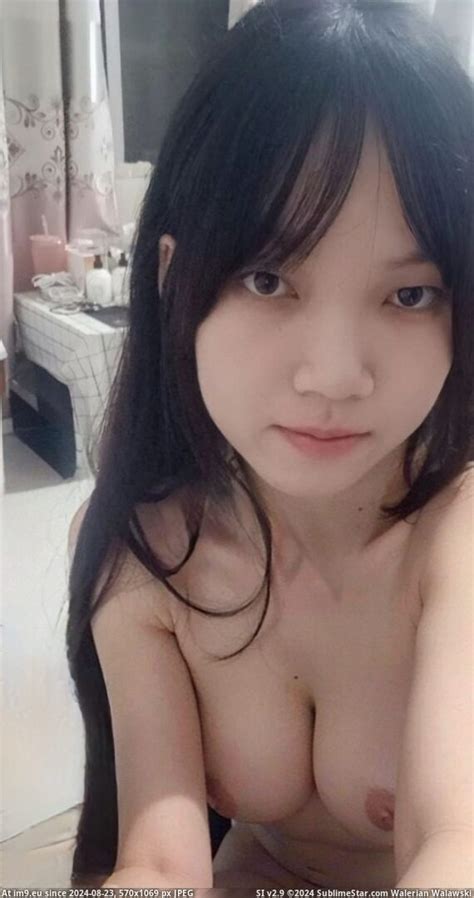 Pic Nude Chinese B Hot Chinese girl 方欣燕