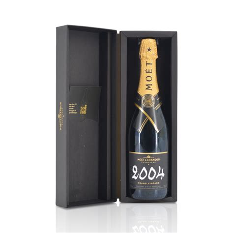 Moët Chandon Grand Vintage 2004 mit Geschenkbox Muselet