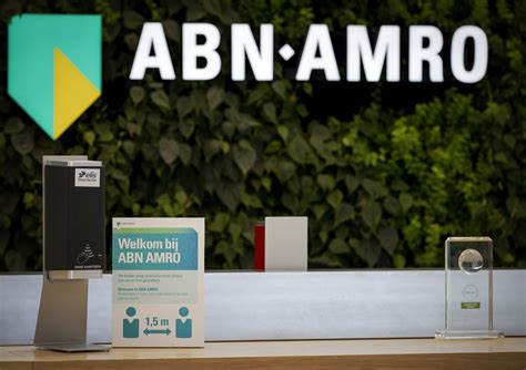 Abn Amro Boekt Voor Het Eerst Dit Jaar Winst Nrc