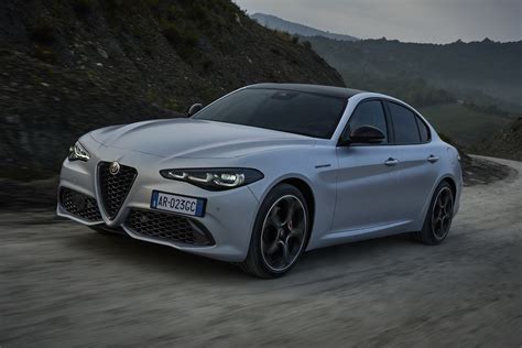 Officieel Facelift Voor Alfa Romeo Giulia 2023 Autotijd Be