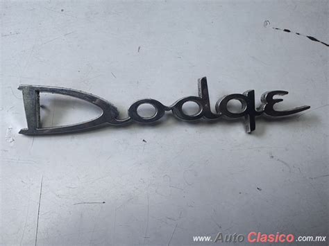 DODGE DART 1962 LETRA ORIGINAL DE CAJUELA Ornamentos Y Emblemas