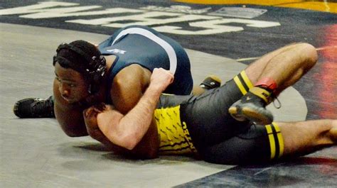 Pack, Panthers qualify for wrestling state tournament, WHS has six ...