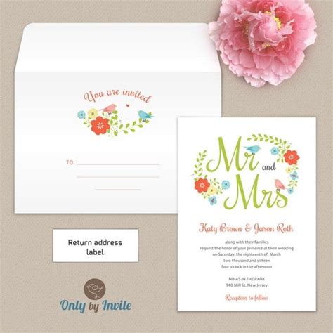 Items similar to Mr and Mrs Floral Wedding Invitations and Matching ...