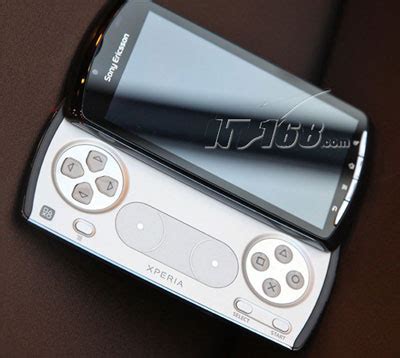 Смартфон Sony Ericsson XPERIA Play: новые фото и более подробные ...