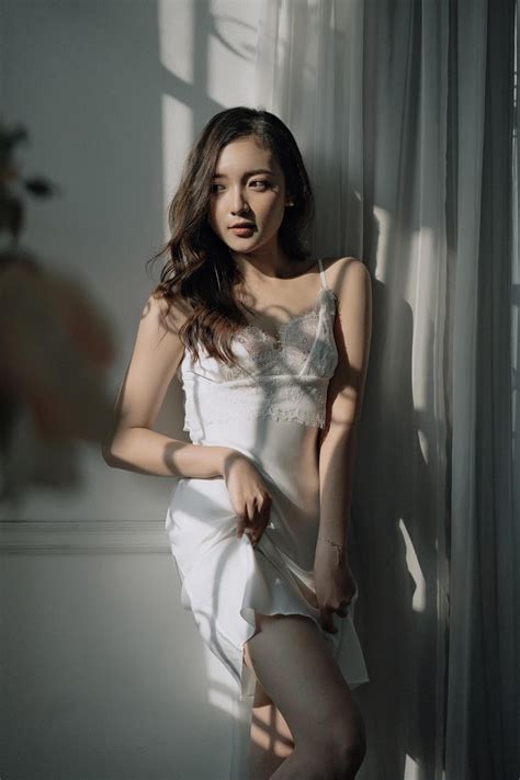 Hình ảnh nữ MC Liên Quân trôi nổi trong diễn đàn của hot girl lộ clip chính chủ lên tiếng