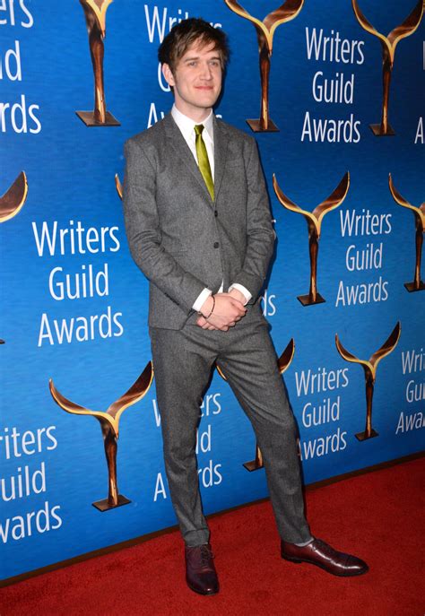 50 Tallest Male Celebrities from 6 ft to 7ft Tall - Hood MWR