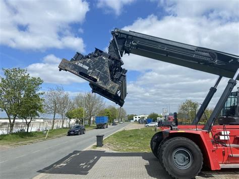 Full Container Reach Stacker Kalmar DRG450 6926 Portneeds