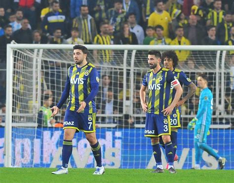 Son dakika Fenerbahçe de büyük kriz İndirimi kabul etmedi takımdan