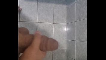 Punheta Gostosa No Banheiro Da Festa De Carnaval Xvideos