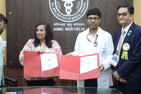 Aapi Signs Mou With Aiims For Collaboration In Research Student