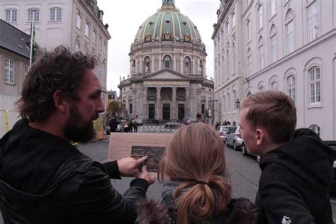 Kopenhagen Selbstgef Hrte Amalienborg Palace Mystery Tour Getyourguide