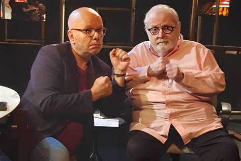 J Soares Surpreendeu P Blico Beijo Gay Eu Jogo Em Outro Time Tv Hist Ria