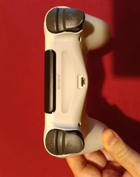 Is this DS4 real? : r/Controller