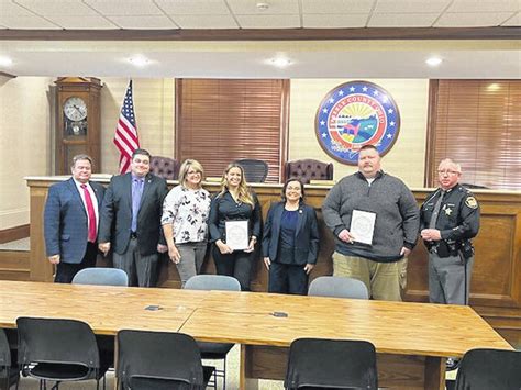 Dispatchers Recognized For Life Saving Instruction The Register Herald