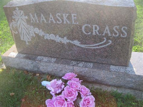 Louise Bertha Chesak Crass Find A Grave Reminne