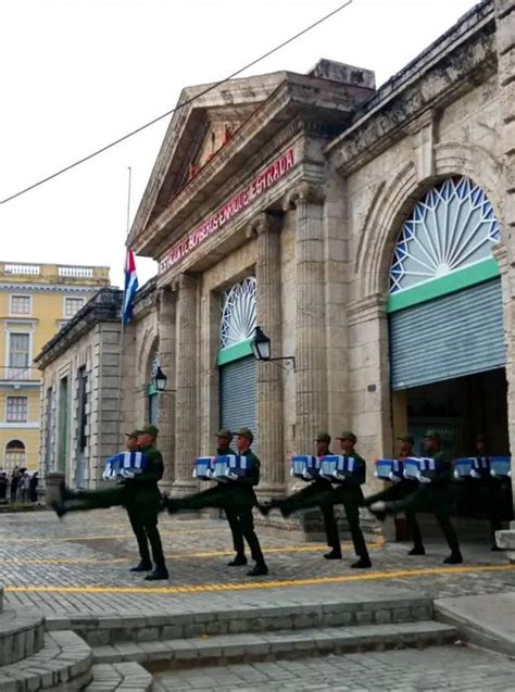 En Vivo Realizan Honras F Nebres A Los Ca Dos En El Cumplimiento Del