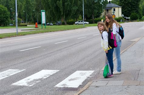 Ruszyła akcja Bezpieczna droga do szkoły W okolicach placówek