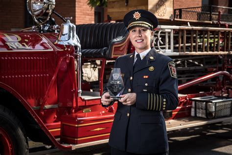 Mississauga Fire Chief Deryn Rizzi Receives Fire Chief Of The Year