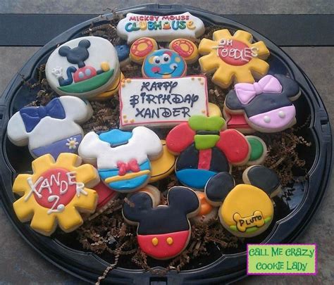 Pin By Cecilia Cuellar On Character Cookies Disney Ideas Crazy