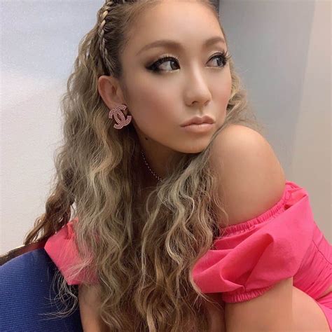 倖田來未さんのインスタグラム写真 倖田來未instagram「「第3回 ももいろ歌合戦」mc衣装 And ヘアメイク﻿ ﻿ この衣装は