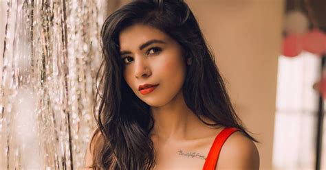 Red Hot Annie Sharma Sexy Photos