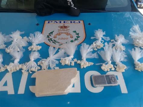 G1 Homem é Flagrado Com Quase 1 Kg De Cocaína Em Barra Do Piraí Rj