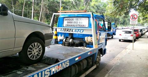 G1 Manaustrans Autua 40 Motoristas Por Estacionarem Em Local Proibido