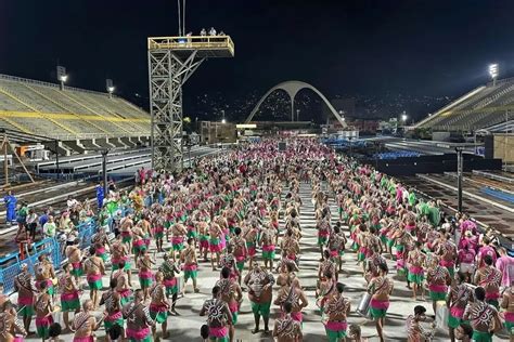 Que Horas Come A O Desfile Das Escolas De Samba Dci