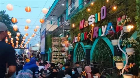 4 Tempat Ngabuburit Seru Di Jogja Wajib Berburu Kuliner Di Kampung