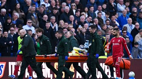 huge blow  liverpool giorgi mamardashvili stretchered  injured