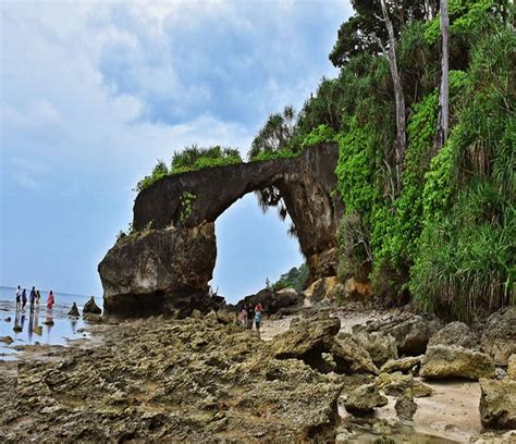 Must Visit Natural Rock Bridge While Your Trip To Neil Island Andaman