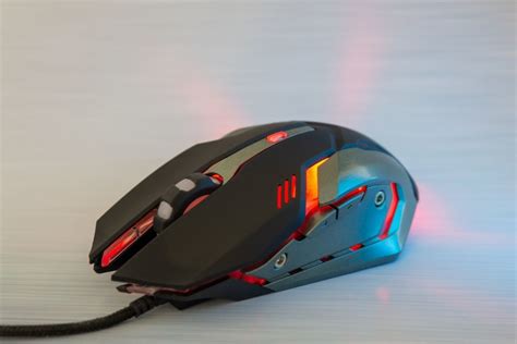 Best Quiet Gaming Mouse - ComfyGamingHub.com