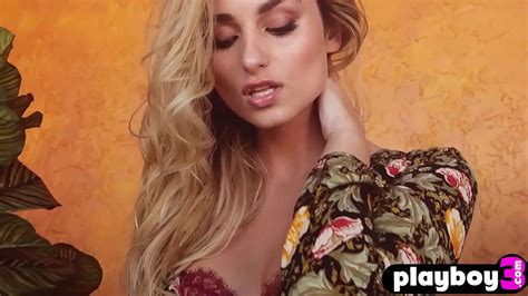 Lindsay Marie Exposed Perfect Small Tits And Amazing Booty After Striptease Xnxx