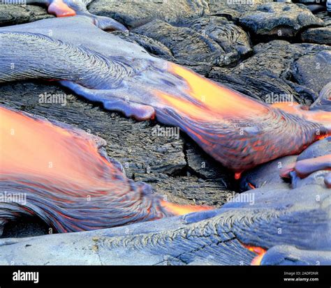 Pahoehoe Lava Pahoehoe Lava Flow From Kilauea Volcano Hawaii Usa