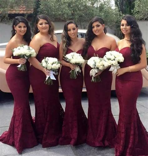 Elegant Dark Red Lace Mermaid Flounced Bridesmaid Dress Vq