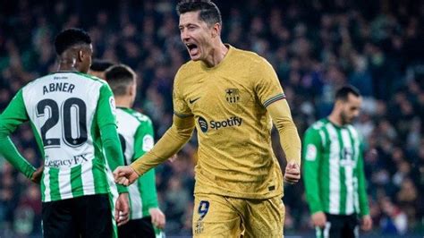 Top Skor Liga Spanyol Robert Lewandowski Kokoh Di Puncak Jose Luis