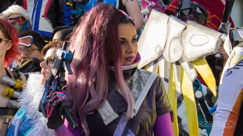 The Overwatch Sombra Cosplay Has Begun - GameSpot