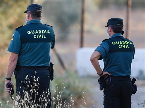 Cuatro Guardias Civiles Condenados Por Acoso Homófobo A Un Compañero