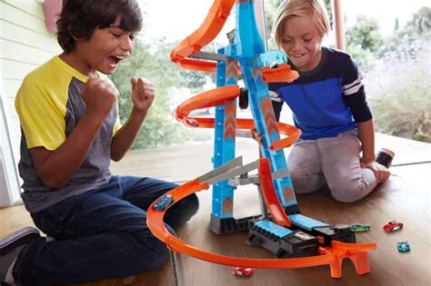 Pista Hot Wheels Torre De Choques A Reos Mercadolibre