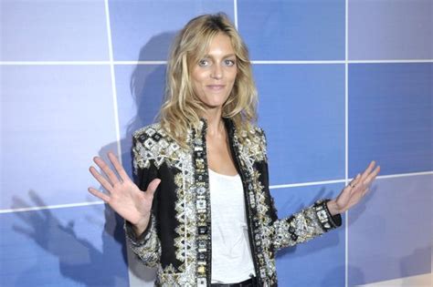 Anja Rubik Sk Ada Yczenia Mamie Pokazuj C Jej Zdj Cie W Bikini Jeste Nasz Szalon Diw