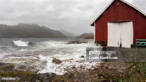 Shoreline Lake Boathouse Photos and Premium High Res Pictures - Getty Images