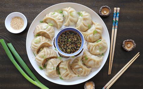 Mushroom And Chicken Dumplings With Vinegar Soy Dip By Jiaxpan Quick