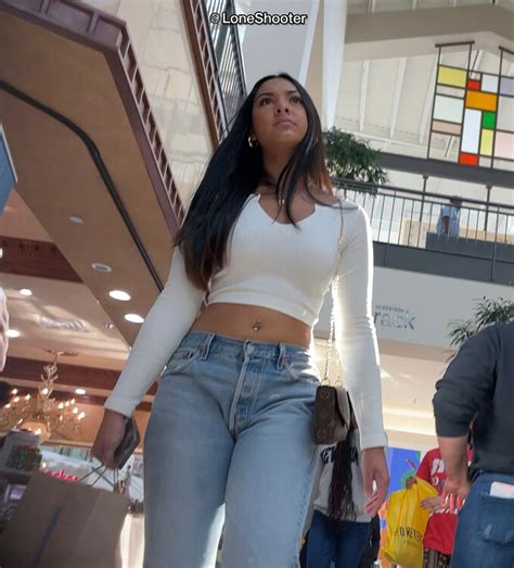 Fucking Gorgeous Candid Ass Latina In Jeans Tight Jeans Forum