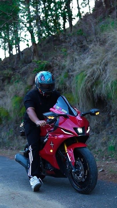 Yamaha R15 V4 Crazy Look ️🔥 Vampire 🧛 😍 R15v4 Shorts Youtube