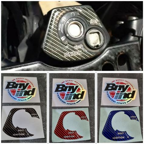 Sticker Emblem Tutup Kunci Kontak Yamaha R V Timbul Lazada Indonesia