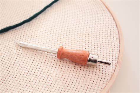 Punch Needle Bien Choisir Son Aiguille De Broderie Magique Ou Au