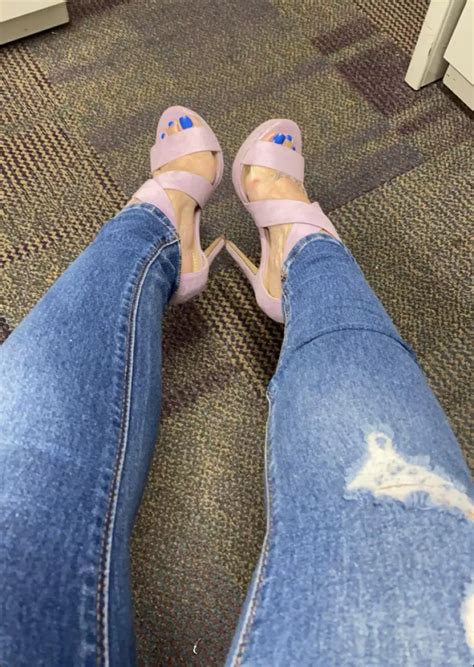 Nudes Heels NUDE PICS ORG