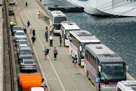 Generacija nekadašnjeg Licea proslavila godina mature Novi list