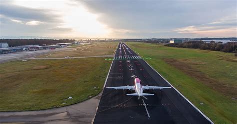 Gr Nes Licht F R Umstrukturierungsplan Des Bodensee Airports