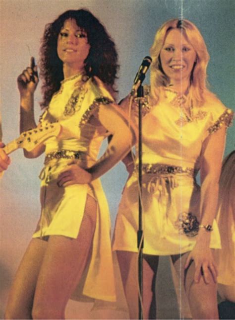 Anni Frid Lyngstad Agnetha F Ltskog Abba Outfits Female Singers